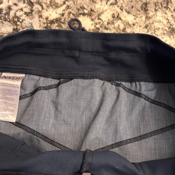 NYDJ Size 14 Women's Navy Cuffed Cropped Pants - Picture 5 of 10